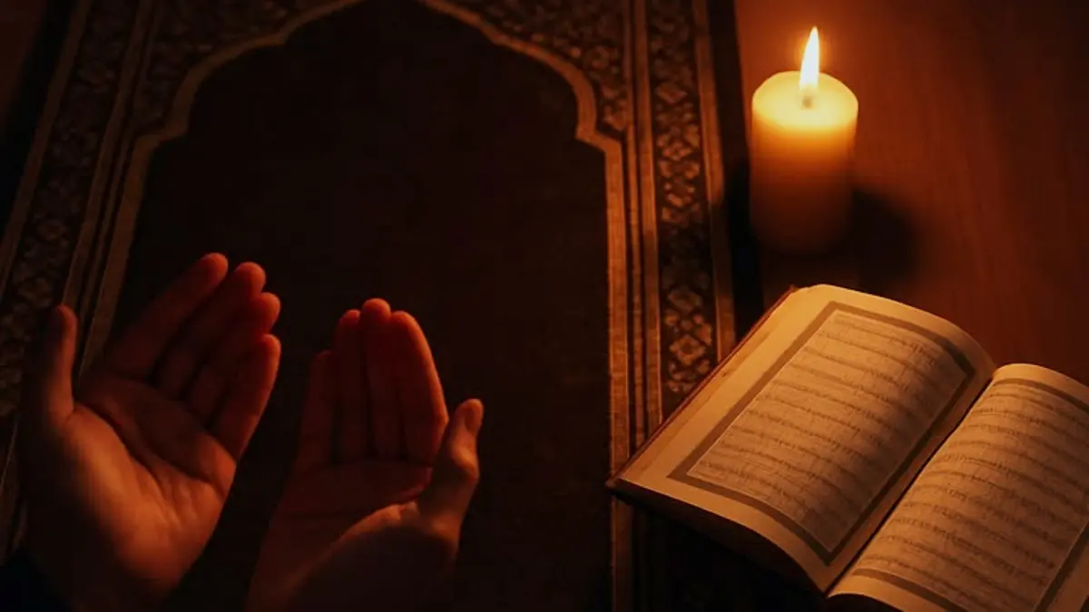 Simak keutamaan sholat malam menurut ajaran Islam lengkap dengan 4 janji istimewa dari Allah SWT serta adab pelaksanaannya. (PINTEREST)