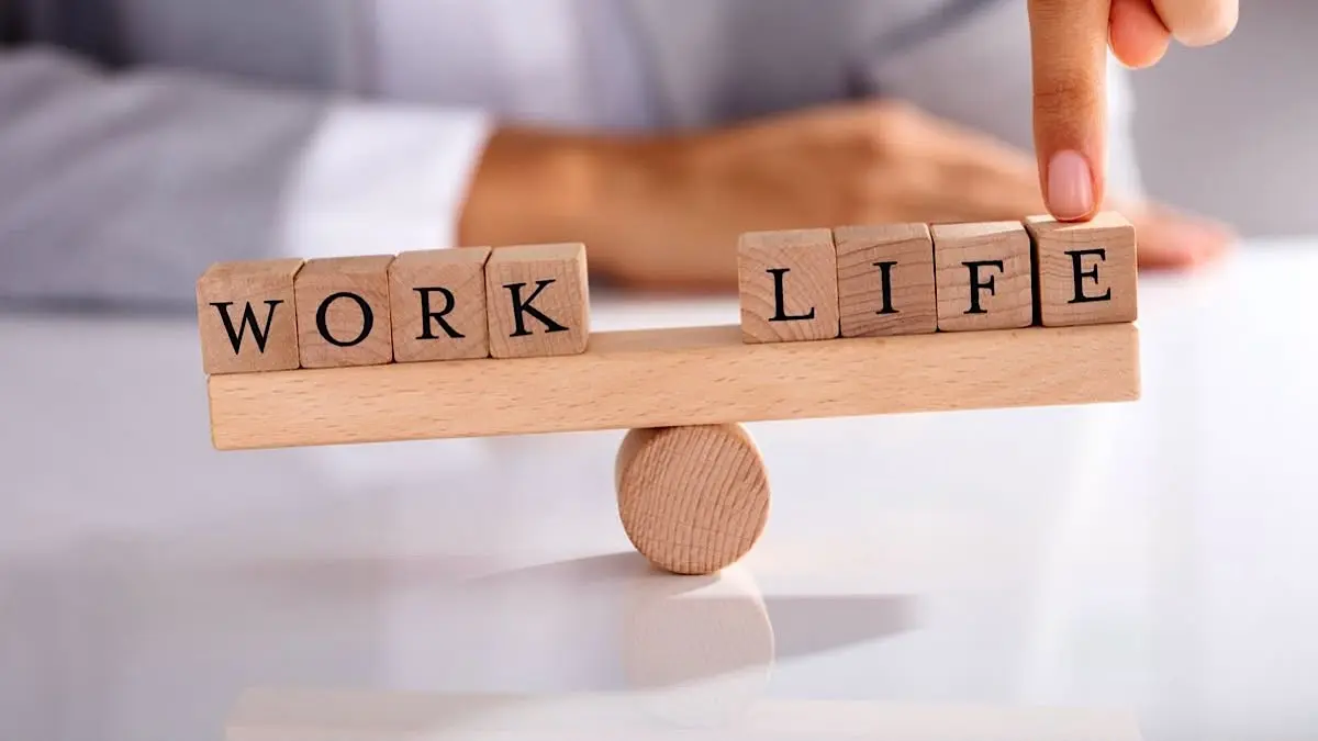 Work life balance semakin menjadi prioritas pekerja di Asia. Generasi muda kini lebih memilih hidup seimbang daripada bekerja tanpa henti demi mengejar gaji tinggi.(pinterest)
