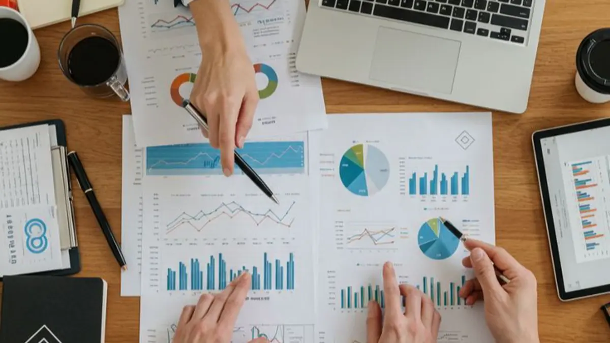 Investasi Bitcoin tidak boleh dilakukan karena FOMO. Suli membagikan pengalaman rugi hingga strategi yang menurutnya wajib dipahami investor pemula sebelum membeli aset kripto. (Pinterest) 