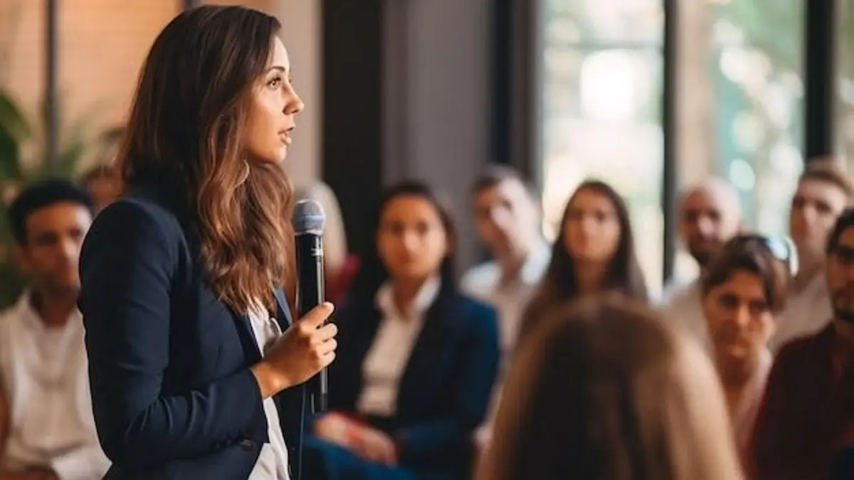 Temukan trik jitu agar tidak grogi saat berbicara di depan umum. Pelajari cara mengatasi gugup dan kuasai teknik public speaking dengan percaya diri. (PINTEREST)