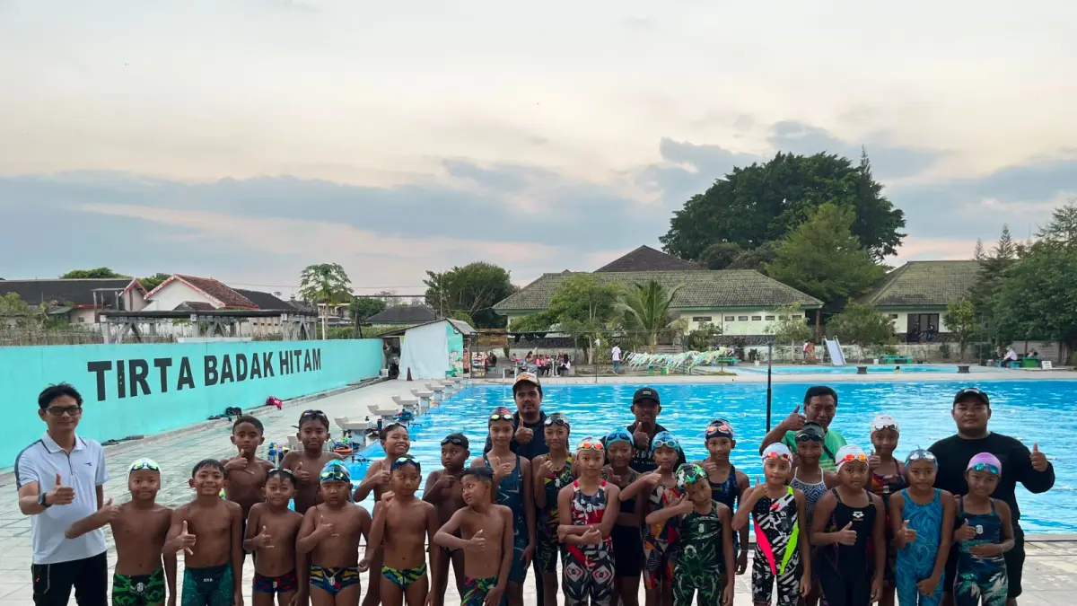 FAJAR RAHMAD AW/RADAR BLITAR
POTENSIAL: Sejumlah atlet yang diterjunkan di Kejurprov Akuatik Junior Jatim 2026.