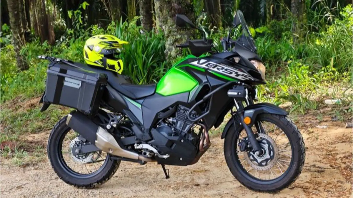 Kawasaki Versys-X 250 2026 resmi hadir dengan mesin 249 cc dua silinder, Assist & Slipper Clutch, dan harga Rp76,8 juta. Simak perubahan serta spesifikasi lengkapnya.(Pinterest) 
