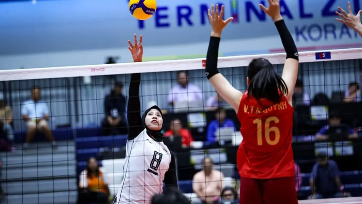 Megawati Hangestri tampil gemilang saat Hyundai Hillstate mengalahkan VakifBank 3-1 dalam laga uji coba internasional. Simak analisis lengkap pertandingan ini. (PINTEREST)