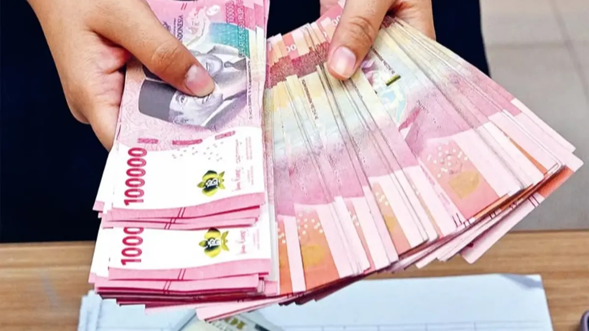 Rapel Pensiunan ASN Agustus 2026 ramai diperbincangkan. Ternyata pembayaran lebih besar kepada pensiunan baru terjadi karena proses administrasi, bukan karena perlakuan berbeda.(Pinterest) 