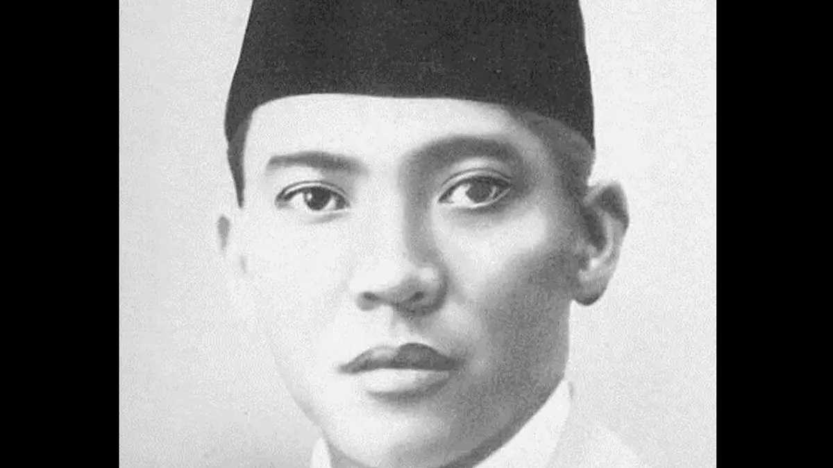 Bung Karno muda menempuh perjalanan panjang menuju kemerdekaan Indonesia, mulai dari masa pendidikan, perjuangan politik, hingga Proklamasi 1945. Simak kisah lengkapnya. (PINTEREST)Bung Karno muda menempuh perjalanan panjang menuju kemerdekaan Indonesia, mulai dari masa pendidikan, perjuangan politik, hingga Proklamasi 1945. Simak kisah lengkapnya. (PINTEREST)