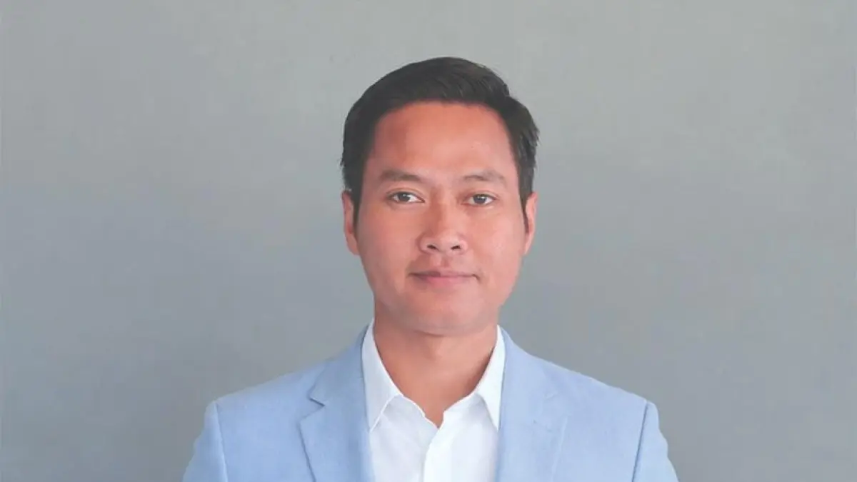 Generasi Z dikenal kreatif, inovatif, dan cepat beradaptasi dengan teknologi. Namun, di dunia kerja, kreativitas akan semakin bernilai jika dibarengi dengan etika kerja, disiplin, tanggung jawab, dan kemauan untuk terus belajar.