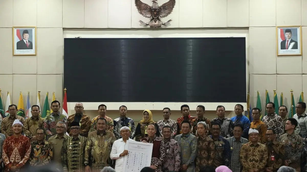  Kementerian Agraria dan Tata Ruang/Badan Pertanahan Nasional (ATR/BPN) bersama Komisi Pemberantasan Korupsi (KPK) dan pemerintah daerah (Pemda) se-Provinsi Jawa Barat menyepakati penguatan kerja sama dalam pencegahan korupsi, perbaikan tata kelola pertanahan dan tata ruang, serta penguatan ekonomi daerah. 