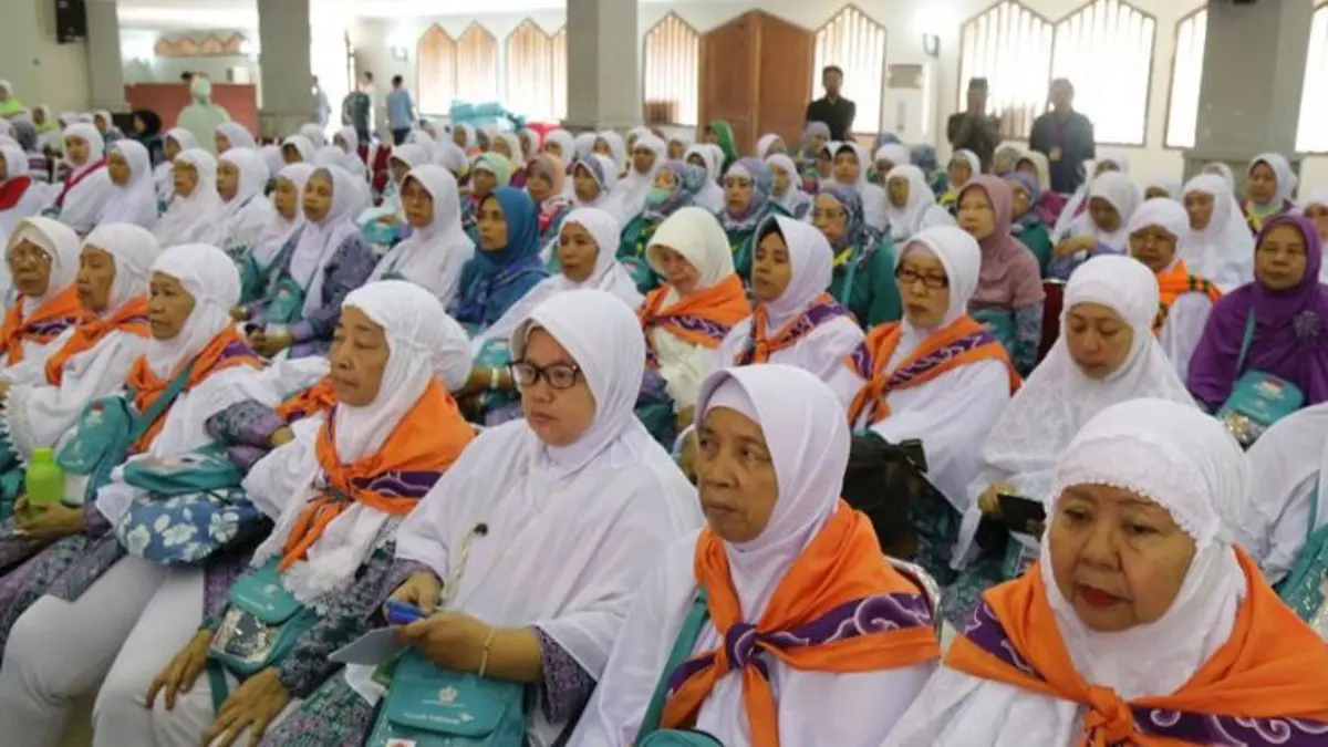 Pelaksanaan ibadah haji memiliki tahapan yang harus dipahami jamaah, mulai dari ihram, wukuf di Arafah, mabit di Muzdalifah, hingga lempar jumrah.(Pinterest) 