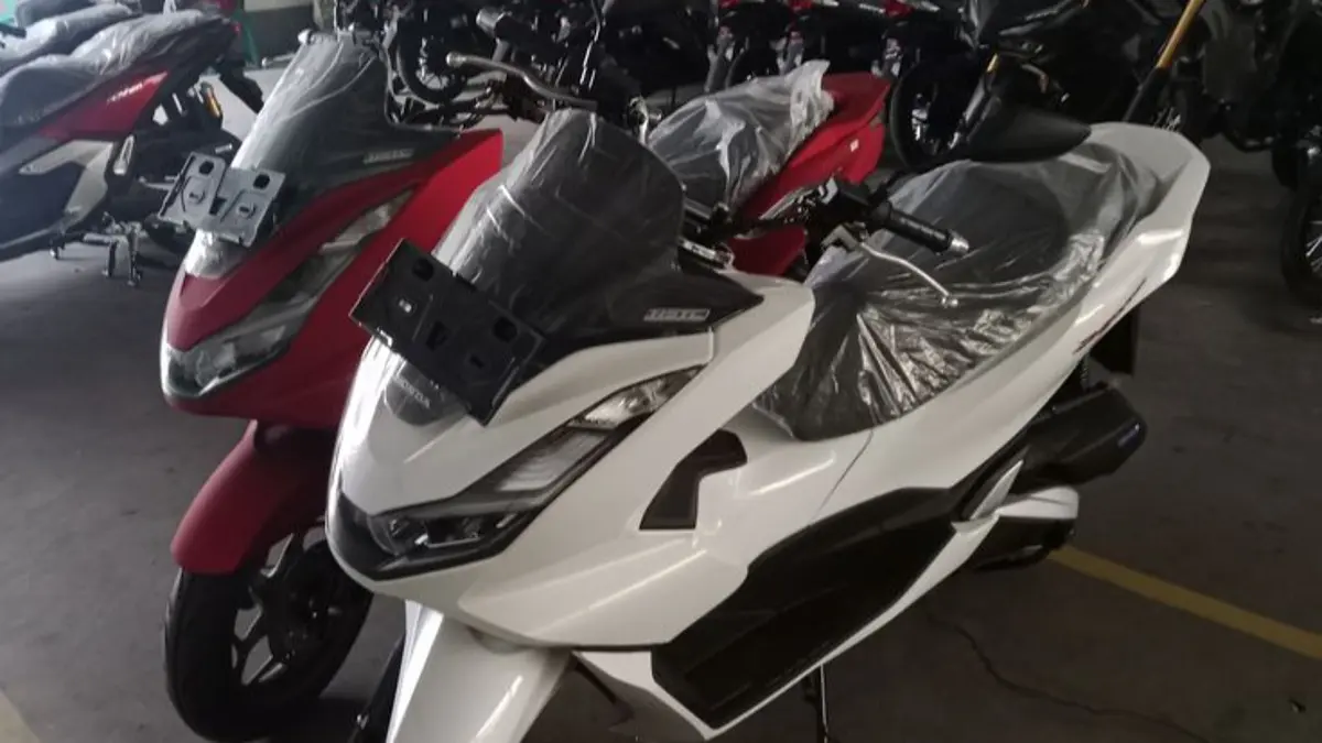 Lelang motor JBA terbaru menghadirkan Yamaha Gear 2024 mulai Rp9 juta, Vario, NMAX hingga Scoopy. Simak daftar harga, cara ikut lelang, syarat registrasi, dan biaya admin.(Pinterest)