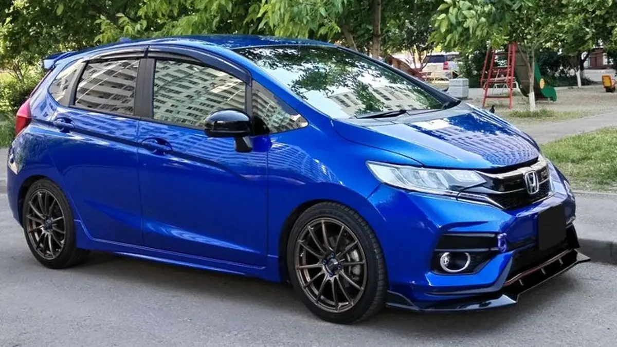 Honda Jazz GK5 RS 2018 masih menarik di pasar bekas. Simak harga, fitur, mesin, kelebihan, dan kekurangannya sebelum membeli. (PINTEREST)