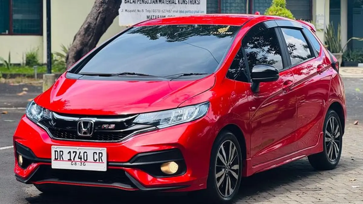 Honda Jazz RS 2016 masih punya harga bekas tinggi. Simak alasan, fitur, kenyamanan, hingga kelebihan Jazz GK5 yang membuatnya tetap menarik. (PINTEREST)