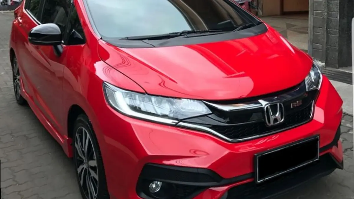 Honda Jazz RS kembali jadi sorotan karena bukan hanya soal mobil, tetapi juga nostalgia, modifikasi, komunitas, dan gaya hidup anak muda era 2000-an. (PINTEREST)