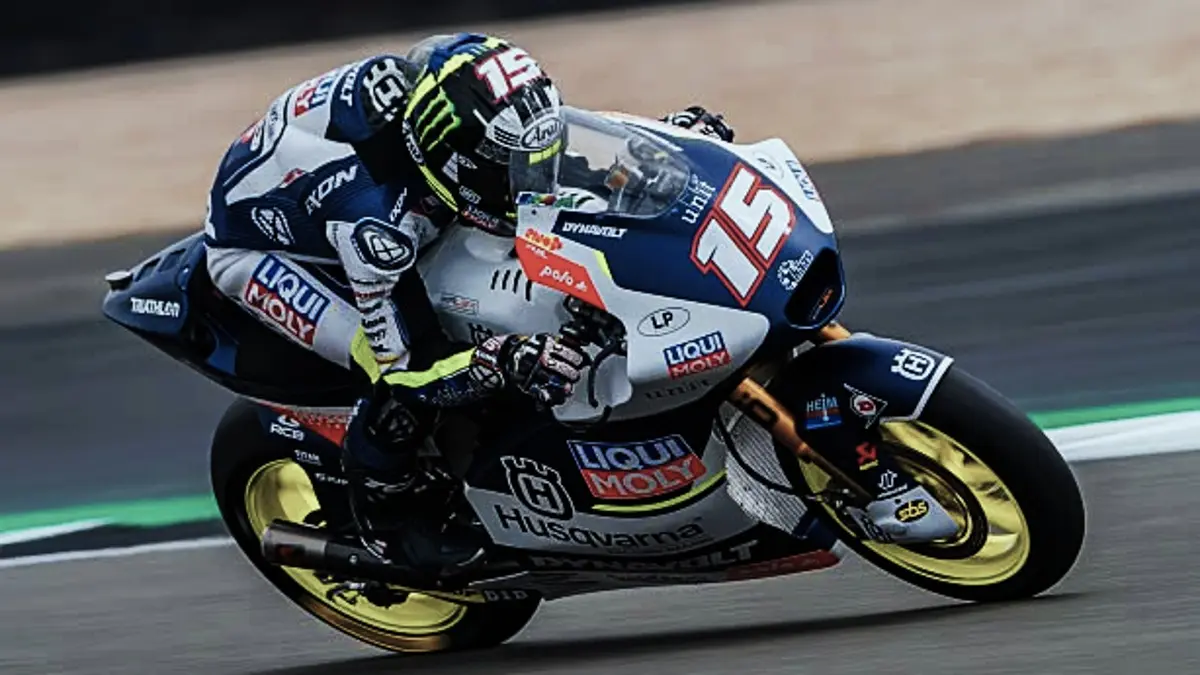 Hasil Race Moto3 hari ini, David Almansa juara di Inggris dan Veda Pratama finis kesembilan. Simak klasemen terbaru dan peluang Veda! (PINTEREST)