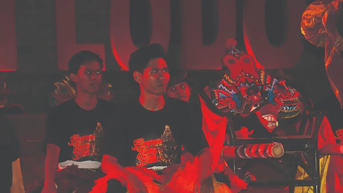 Seniman Muda Blitar, Rendra Febian