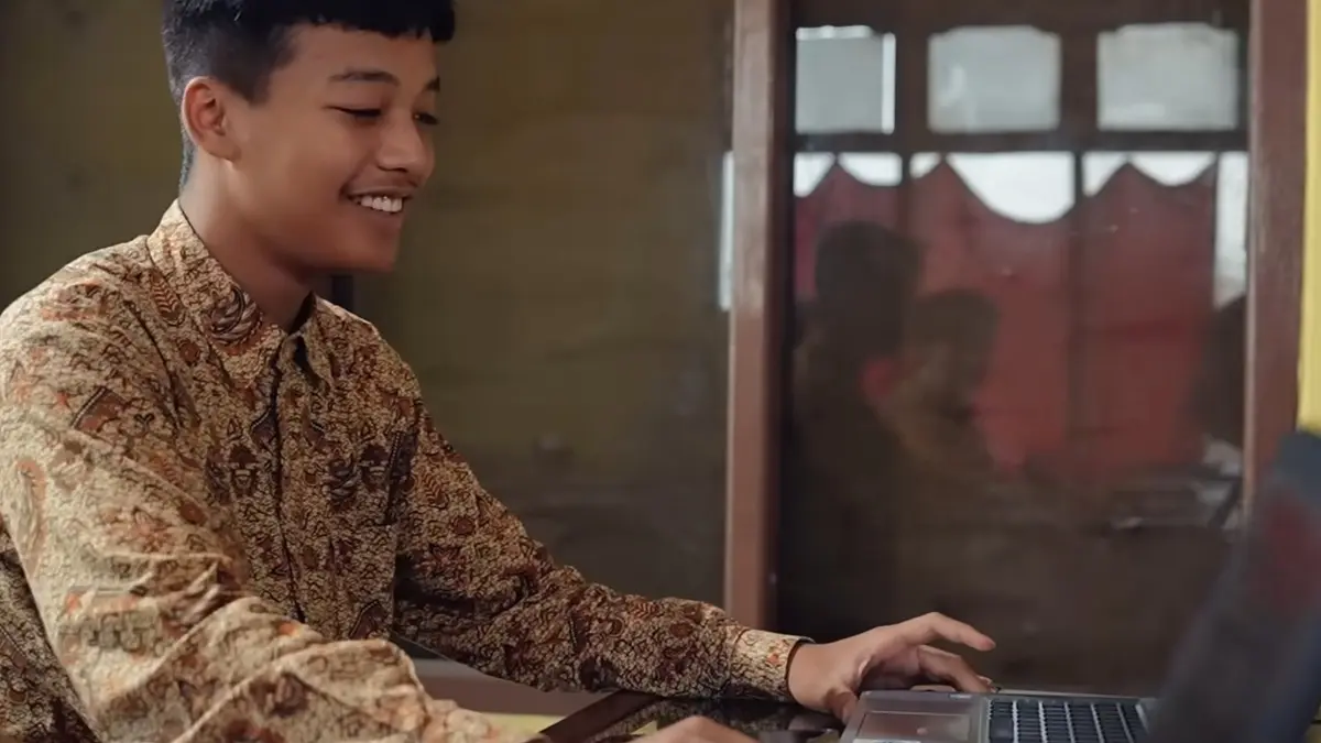 Siswa SMK bisnis sayur bernama Muhammad Alfa Priandito sukses meraih omzet lebih dari Rp100 juta per bulan sambil membantu petani di Gunungkidul.(Pinterest)