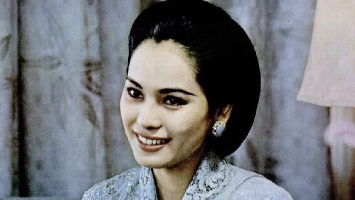 Dewi Soekarno menghadiri HUT ke-81 RI di Istana Kepresidenan dan mengaku terkejut melihat perubahan besar kawasan Istana sejak terakhir berkunjung.(Pinterest)