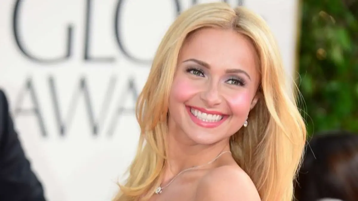 Hayden Panettiere meninggal dunia di usia 36 tahun. Polisi masih menyelidiki penyebab kematian, sementara dugaan overdosis belum mendapat konfirmasi resmi.(Pinterest)