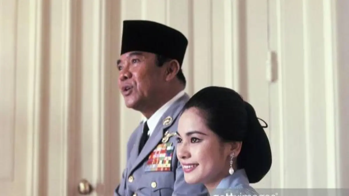 Kisah cinta Soekarno dan Ratna Sari Dewi menjadi romansa bersejarah yang bertahan di tengah gejolak politik Indonesia hingga masih dikenang sampai sekarang.(Pinterest)