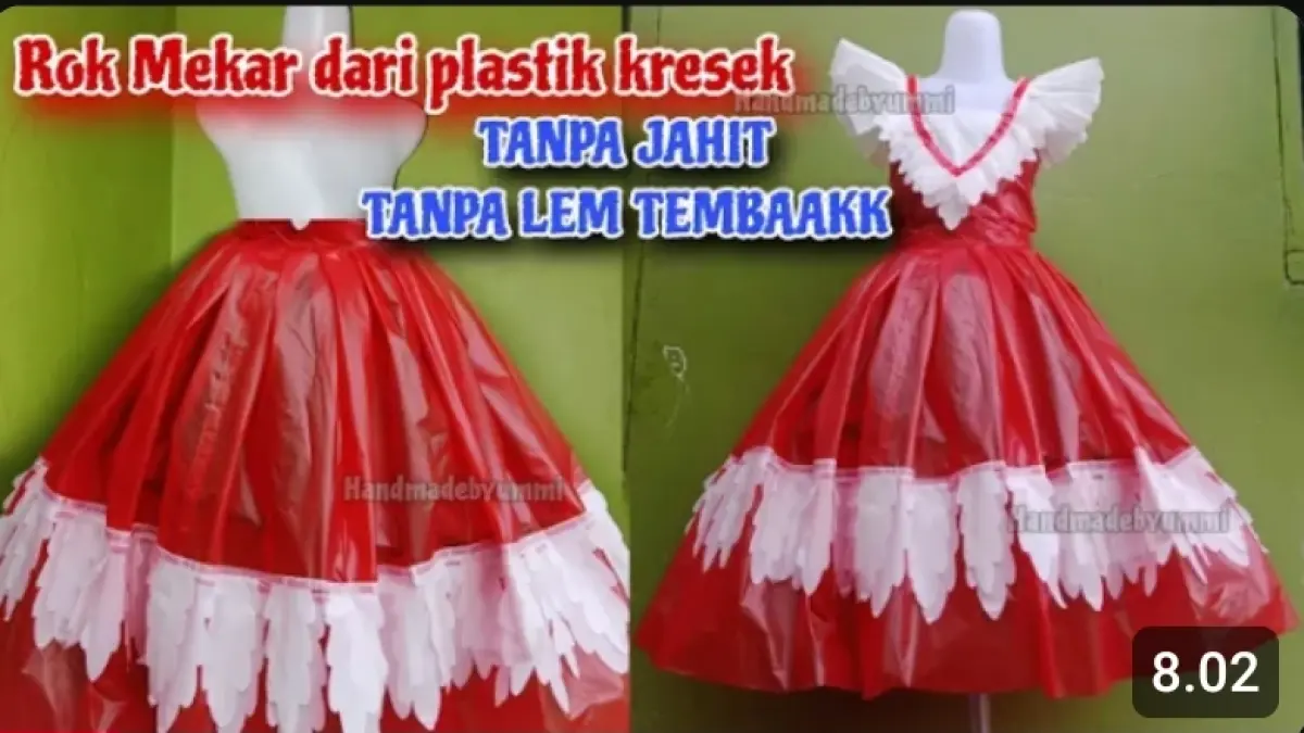 Cara membuat rok karnaval dari plastik kresek merah putih tanpa lem tembak. Ukurannya bisa disesuaikan untuk anak hingga dewasa.
