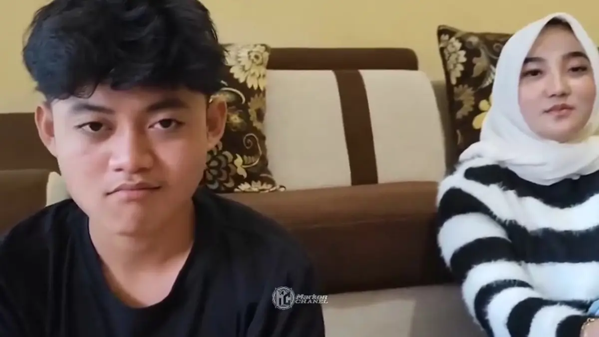 Mbak Angel Dika Junior makin populer di dunia karnaval Jawa Timur. Simak kisah perjalanan 6 jam, empat kali tampil, dan dukungan fans.(ScYoutube)