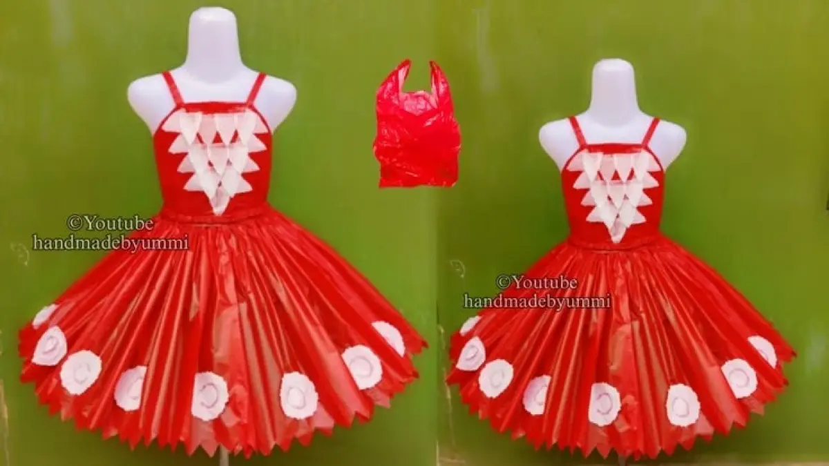 Rok karnaval dari plastik kresek bisa dibuat simpel dan hemat. Simak tutorial Handmade by Umi lengkap dengan cara membuat dan tips agar rok mengembang.