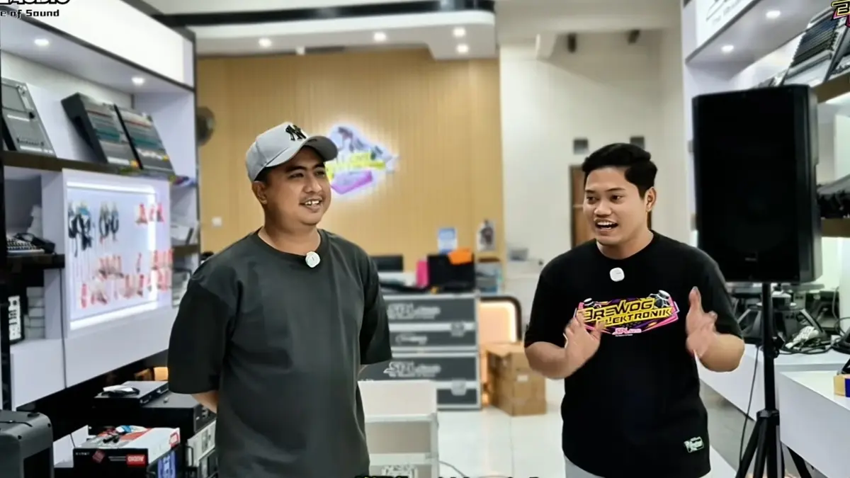 SPL Audio membongkar rahasia middle 10 inci dan subwoofer 21 inci milik Blizzard Audio yang digeber hingga plus 8 dB tanpa jebol.(ScYoutube)