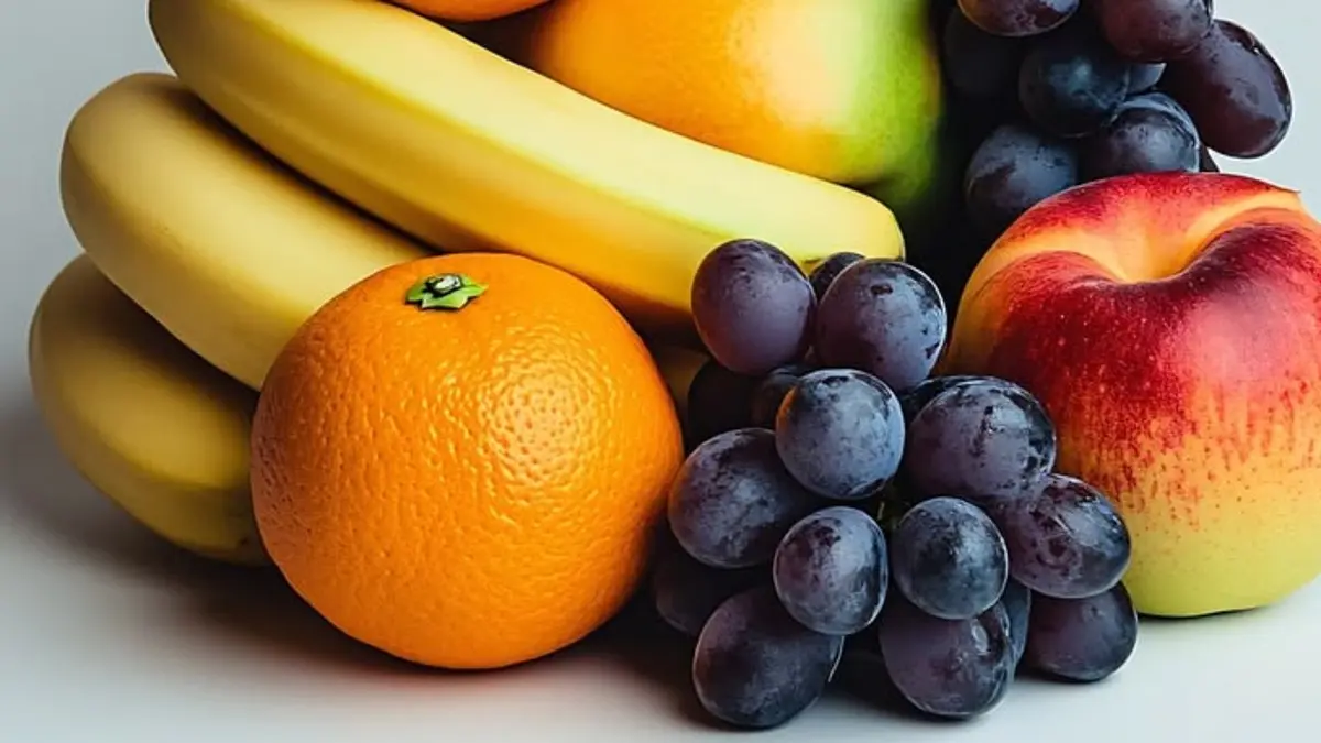 Cara memilih buah matang tak hanya dari warna. Kenali tanda kematangan nanas, semangka, pisang, mangga, alpukat hingga citrus.