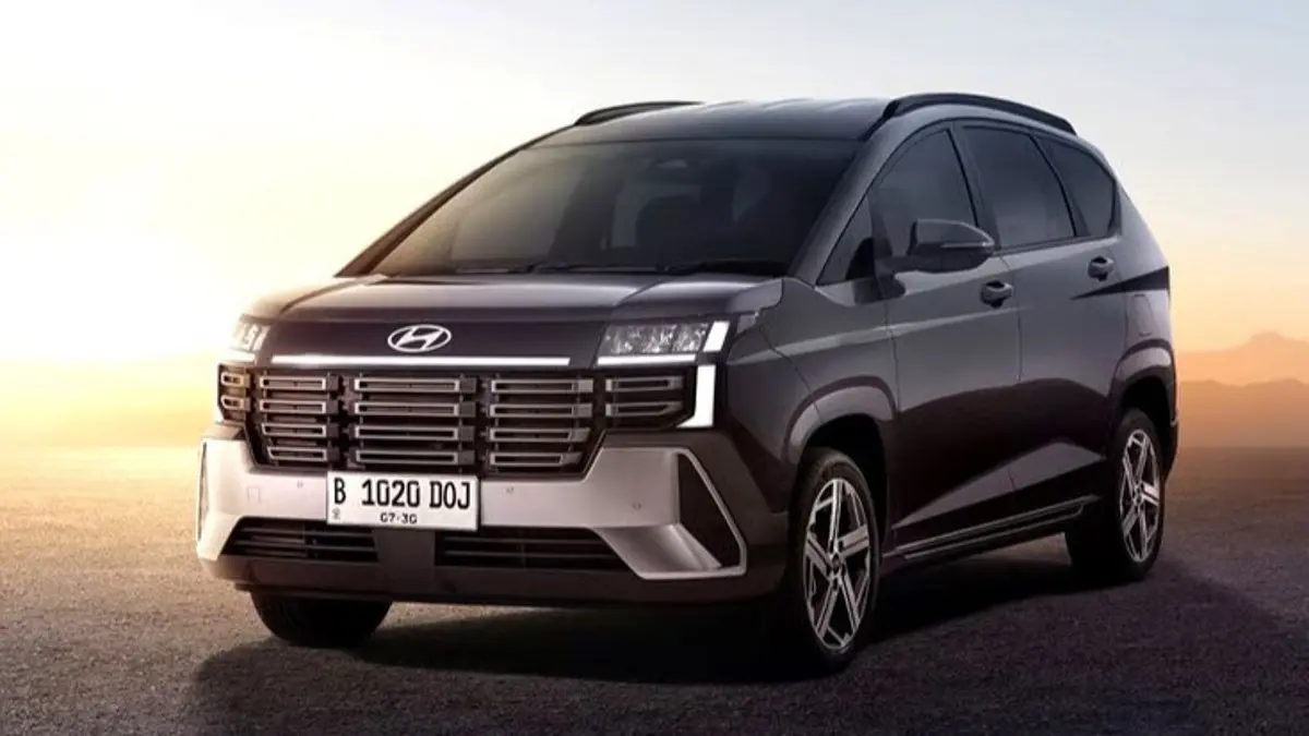 Hyundai Stargazer X Carens dibanderol Rp391,9 juta dengan fitur lengkap, mesin 1.500 cc, interior baru, kamera 360, Bose, dan Adaptive Cruise Control.(Pinterest)