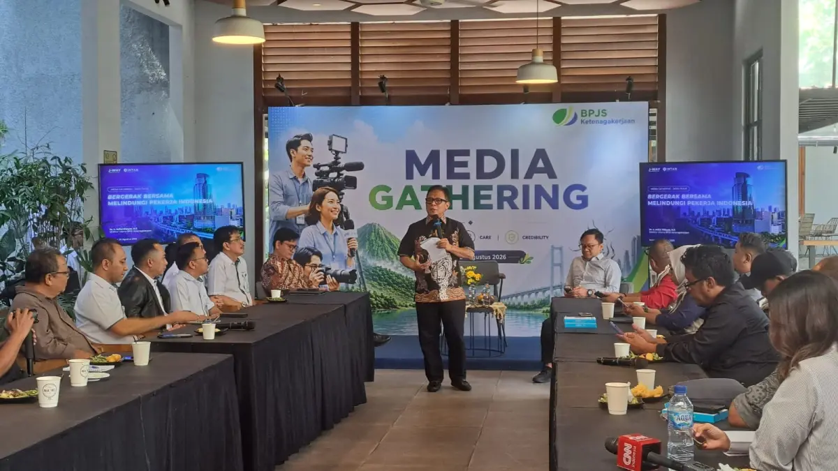 Direktur Utama BPJS Ketenagakerjaan Saiful Hidayat saat memberikan sambuta, pada acara Media Gathering di Malang, (24/8/2026).