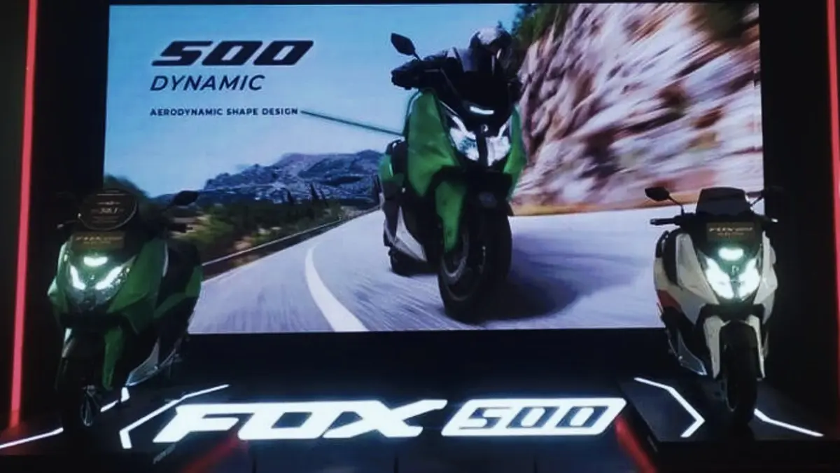 Polytron Fox 500 diuji langsung dengan tenaga 14,7 kW, top speed 130 km/jam, suspensi nyaman, dan sistem sewa baterai Rp200 ribu per bulan. (pinterest)