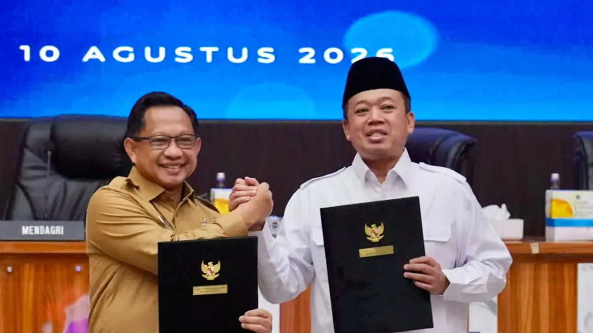 Menteri Agraria dan Tata Ruang/Kepala Badan Pertanahan Nasional (ATR/BPN) Nusron Wahid, bersama Menteri Dalam Negeri (Mendagri), Tito Karnavian menyepakati pengintegrasi data Nomor Induk Bidang (NIB) dengan Nomor Objek Pajak (NOP) Pajak Bumi dan Bangunan (PBB). Integrasi ini bertujuan agar Kantor Pertanahan (Kantah) dan pemerintah daerah menggunakan satu rujukan data yang sama dalam memberikan pelayanan bagi masyarakat.