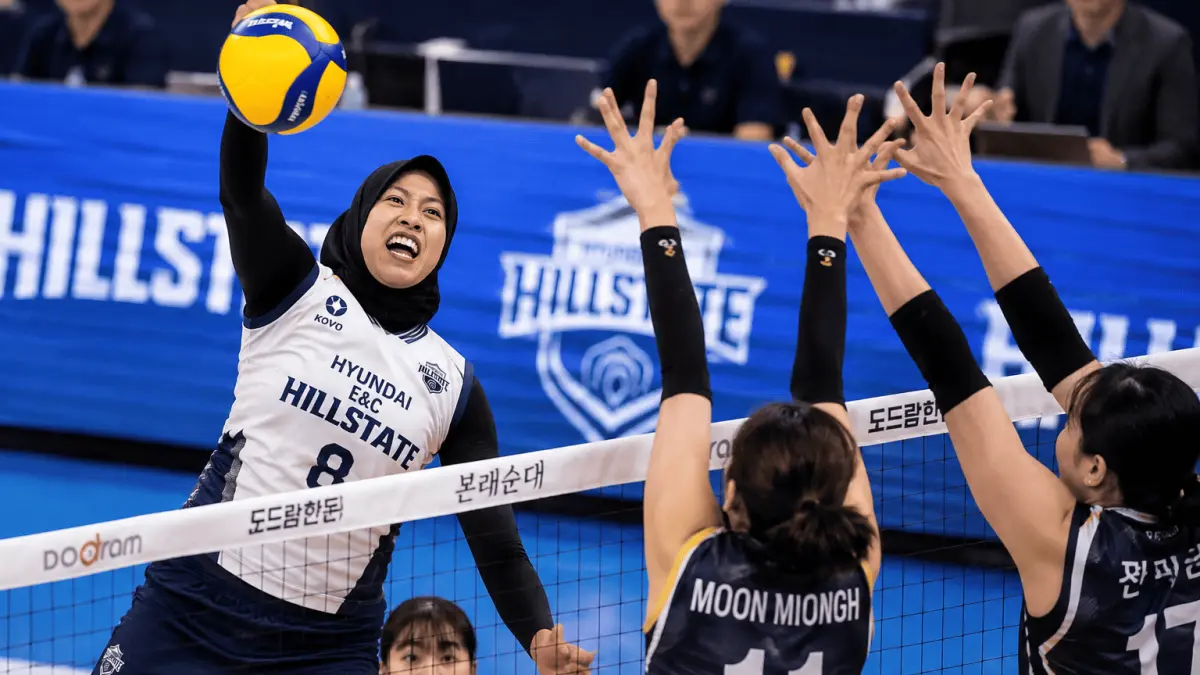 Megawati Hangestri melancarkan spike keras saat debut bersama Hyundai Hill State, hingga membuat pemain Wonder Dogs mengaku kewalahan menghadapi kecepatannya.
