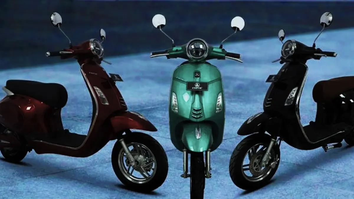 Motor listrik jarak jauh 2026 menawarkan jarak tempuh hingga 140 km, lengkap dengan pilihan performa dan fitur untuk kebutuhan harian. (PINTEREST)