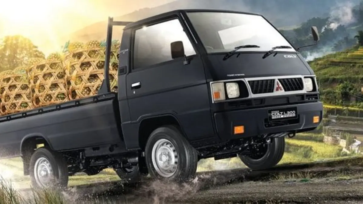 Harga Mitsubishi L300 2026 di Jawa Tengah disebut Rp231 juta. Simak mesin Euro 4 turbo 2.268 cc, bak 2,63 meter dan spesifikasinya. (PINTEREST)