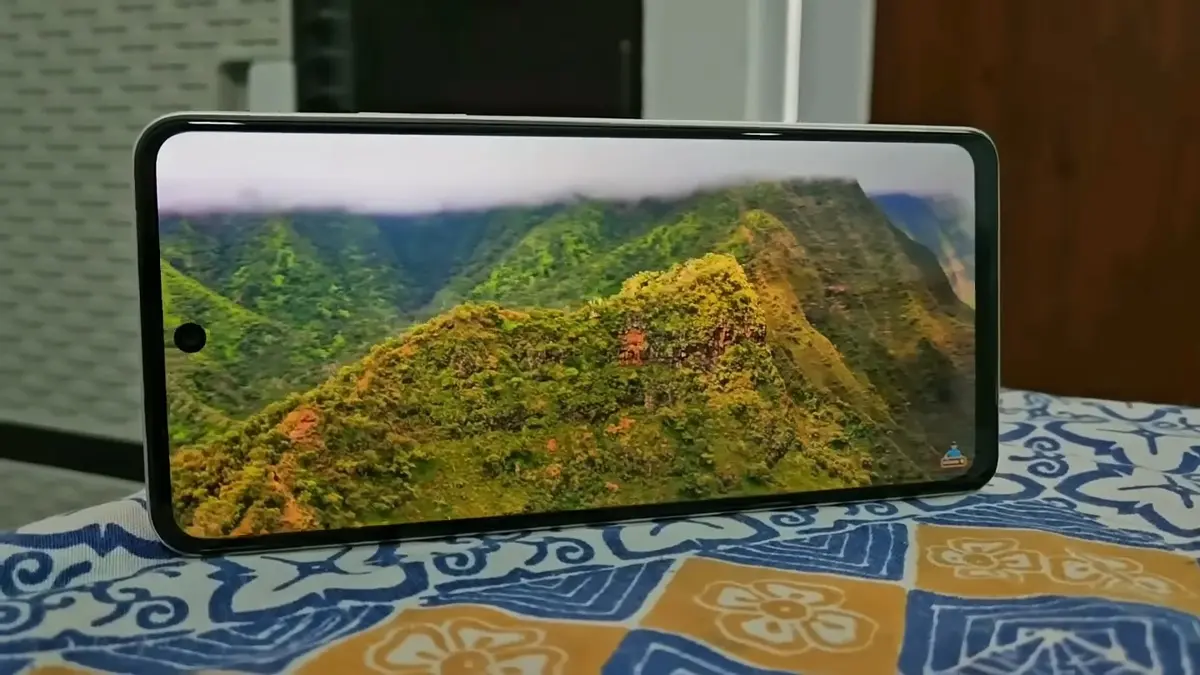 Rilis terbaru Vivo 2026 menghadirkan 10 HP mulai Rp2,2 jutaan dengan baterai hingga 9.020 mAh, AMOLED 120 Hz, dan kamera OIS. (SC YOUTUBE)