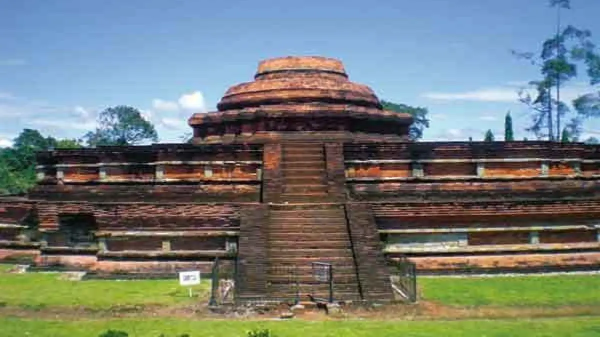 Sejarah Majapahit di Blitar dikaitkan dengan Nila Swarna, pembukaan hutan selatan Brantas, dan legenda asal nama Blitar. (PINTEREST)