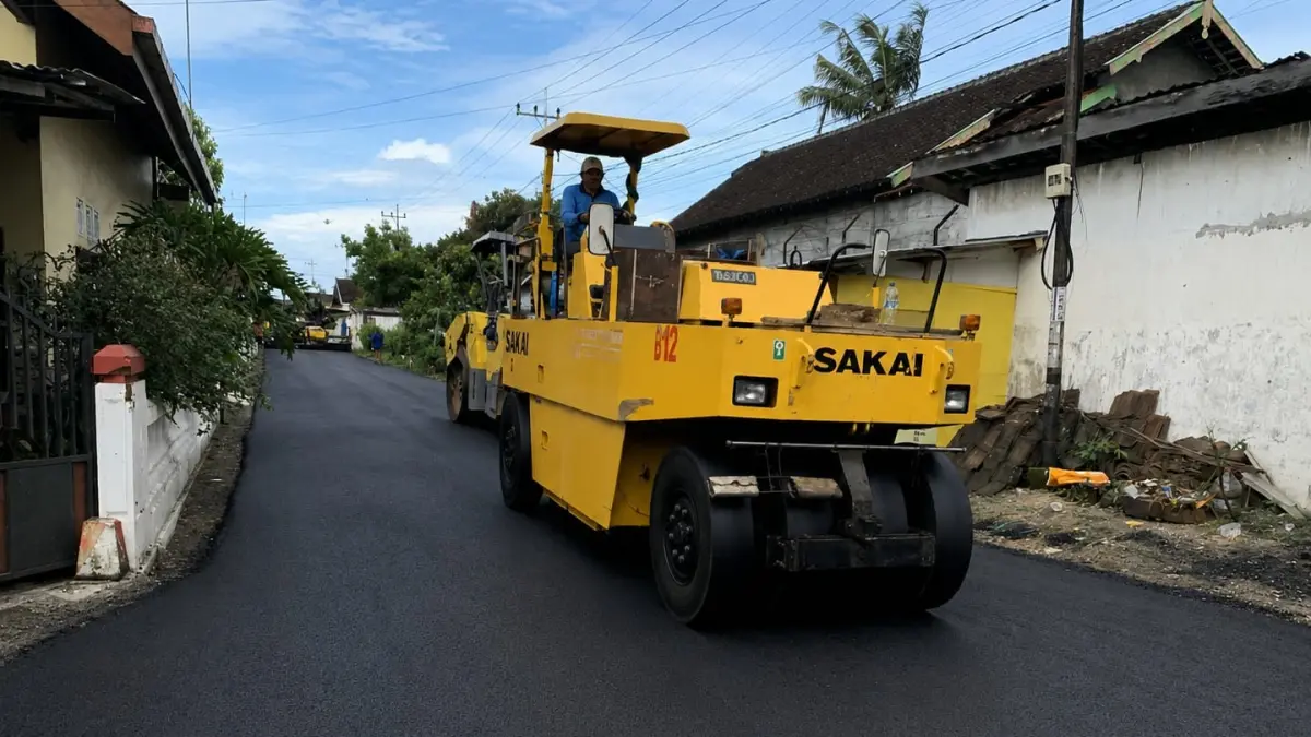 MULUS: Salah satu ruas jalan di wilayah Kabupaten Blitar yang menjadi prioritas perbaikan melalui PAK APBD 2026.