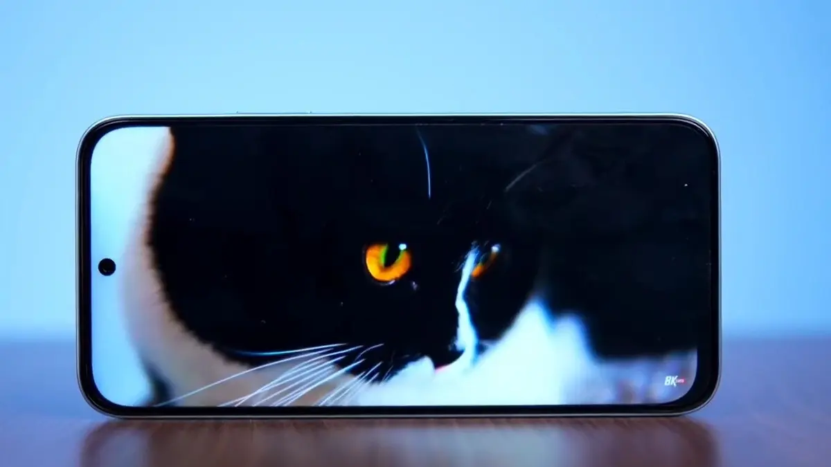 HP murah terbaik di kelas Rp1 jutaan menawarkan baterai besar, layar 120 Hz, kamera hingga 50 MP dan fitur lengkap. (SC YOUTUBE)