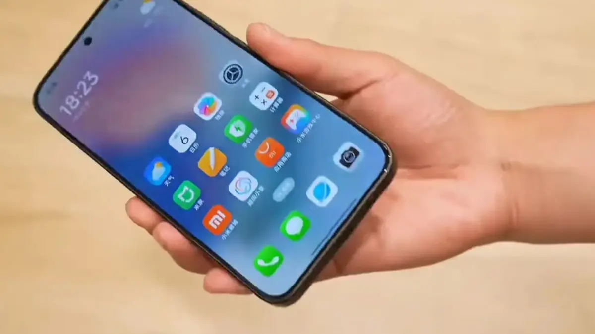 HP terbaru 2026 harga 2 jutaan menawarkan AMOLED 144 Hz, kamera 108 MP, 5G, dan baterai hingga 8.000 mAh. (SC YOUTUBE)