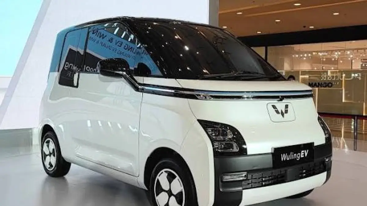 Mobil listrik Rp100 jutaan mulai ramai di Indonesia. Ada VinFast VF3, Seres E1 B-Type, dan BYD Atto 1 Standard dengan keunggulannya.