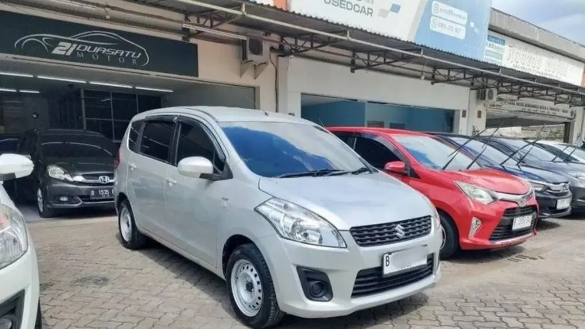 Mobil bekas Tangerang tersedia mulai Rp28,5 juta, dengan pilihan Mercy, BMW, Alphard, SUV, MPV hingga Mazda RX-8.(Pinterest)
