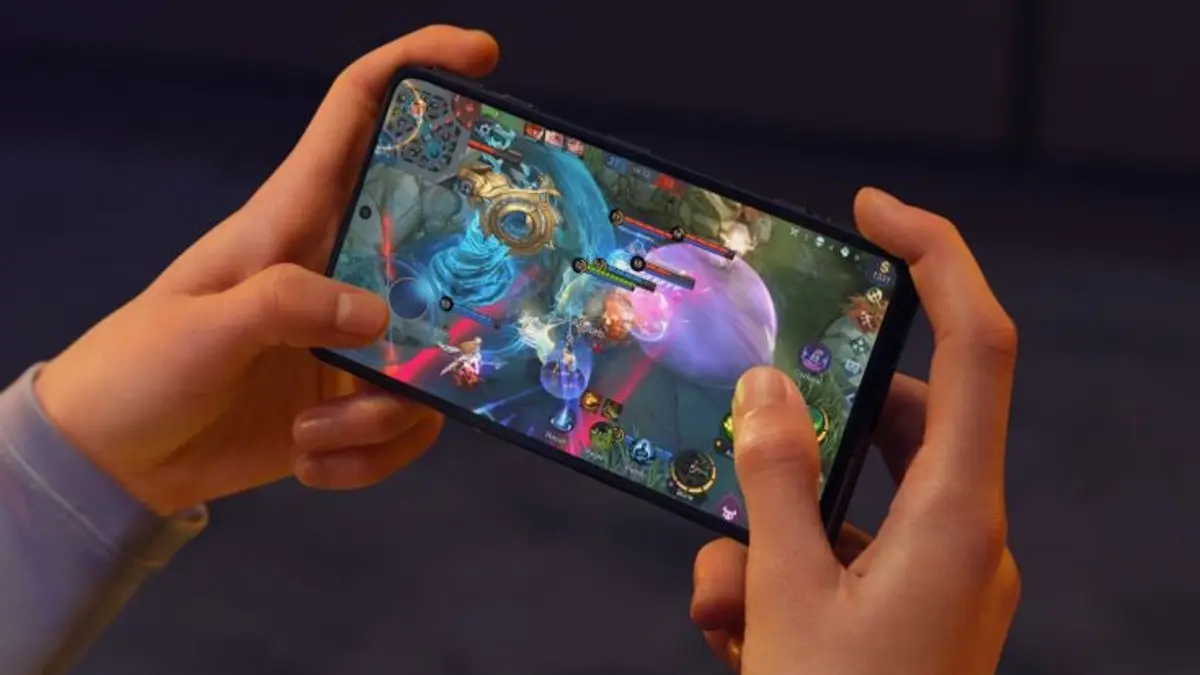 Tecno Pova 8 Pro membawa AMOLED 144 Hz, Dimensity 7400 Ultimate dan kamera 50 MP OIS. Namun, harganya disebut naik hingga Rp5,9 juta.(Pinterest)