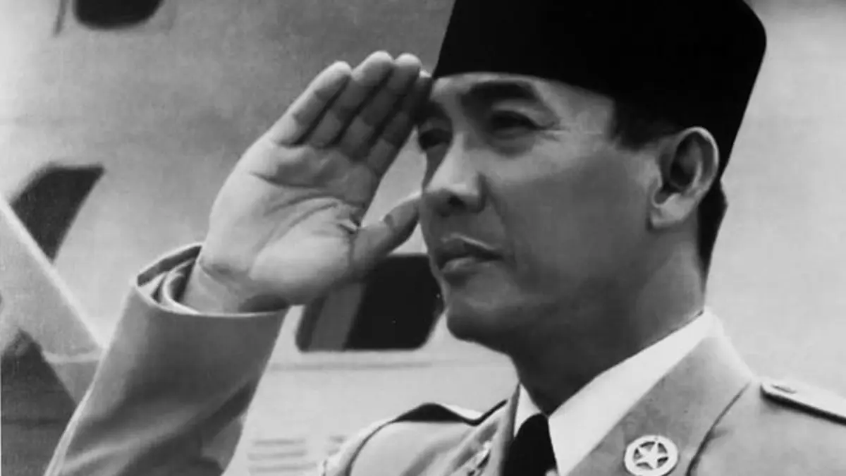 Soekarno dan Hatta berbeda pandangan soal demokrasi. Konflik politik hingga lahirnya Demokrasi Terpimpin mengubah arah pemerintahan Indonesia. (PINTEREST)