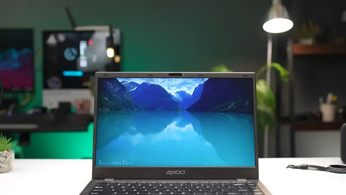 Rekomendasi laptop kuliah untuk kebutuhan office hadir dengan pilihan Techno, Axioo, Advan, Acer hingga MacBook. (SC YOUTUBE)