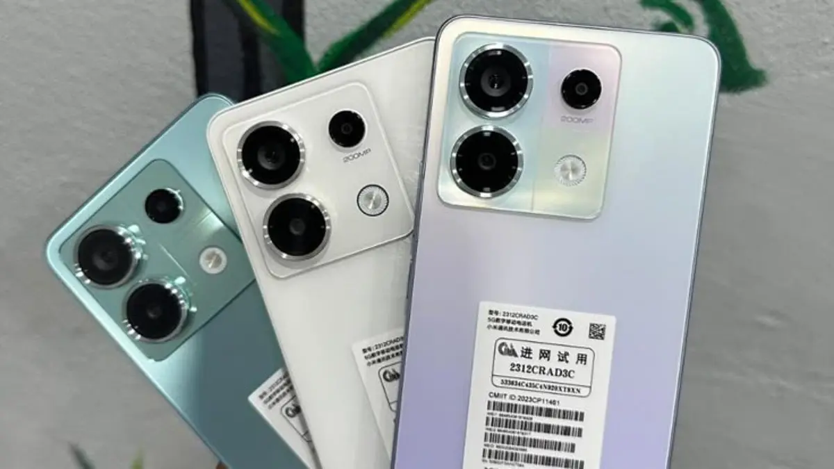 HP terbaru 2026 harga murah di kelas Rp4 jutaan menawarkan layar AMOLED, kamera tajam, performa kencang, dan baterai jumbo. (PINTEREST)