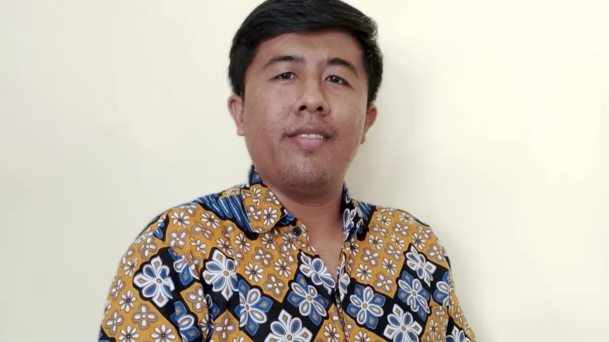 Abdian Putra, Guru Teknik Mekatronika SMKN 1 Udanawu, terpilih mengikuti Program Magang Guru SMK Luar Negeri di Jerman untuk memperdalam teknologi otomasi dan mekatronika.
