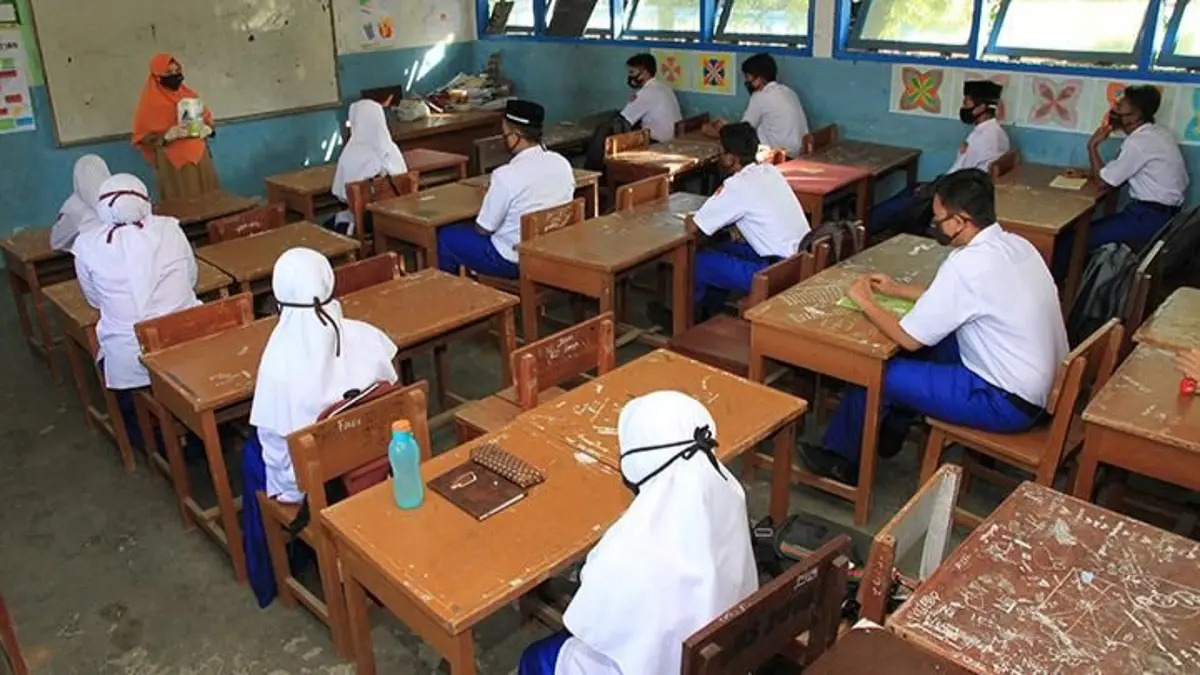 Mutasi guru PNS 2026 diperpanjang hingga 15 September. Ada 34 formasi wakasek di 17 lokasi Sekolah Nasional Terintegrasi.(Pinterest)