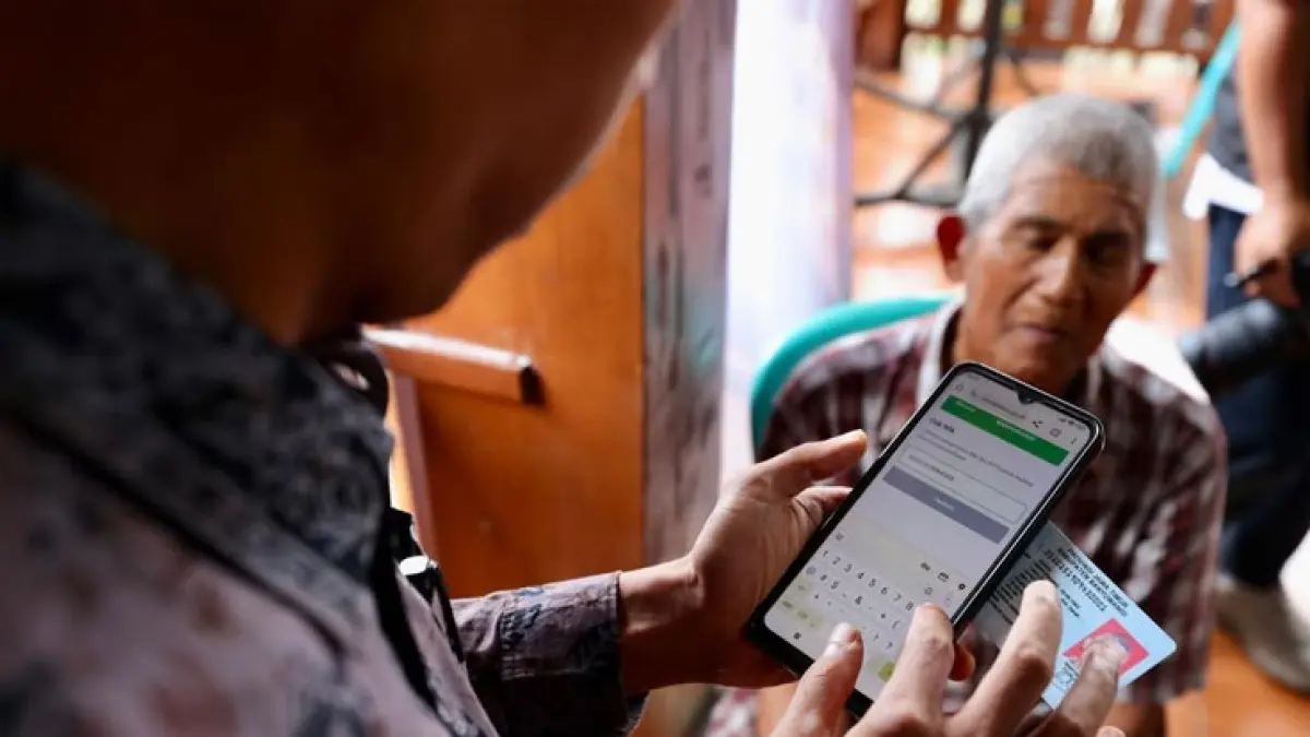 Pembaruan data desil dapat diajukan melalui aplikasi Cek Bansos jika kondisi ekonomi keluarga berubah. Simak syarat dan tahap pengajuannya.(PINTEREST)