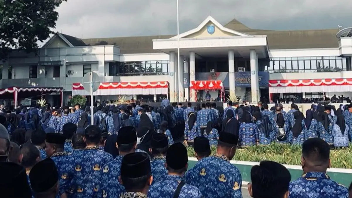 PPPK Paruh Waktu 2027 menghadapi persoalan anggaran daerah. Simak 7 poin hasil pertemuan Aliansi PPPK dengan Kemendagri.(Pinterest)