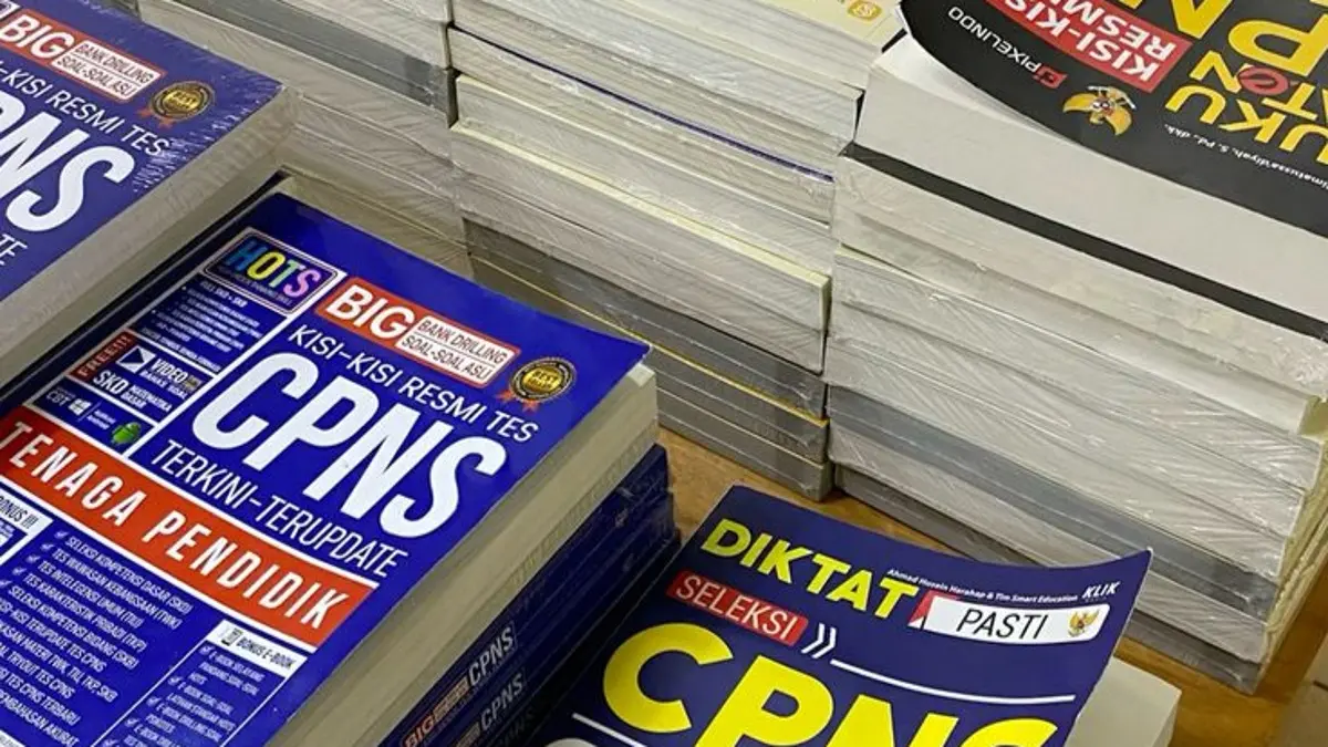 PPPK Paruh Waktu Jadi Penuh Waktu disepakati pemerintah. Anggaran 2027 disebut tetap aman, sementara guru PPPK berpeluang ikut seleksi PNS.(Pinterest)